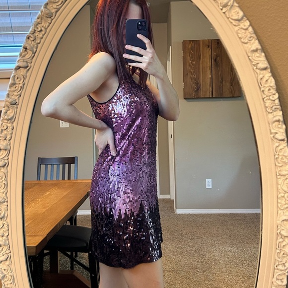 EXPRESS Sequin Mini Dress - Picture 7 of 10